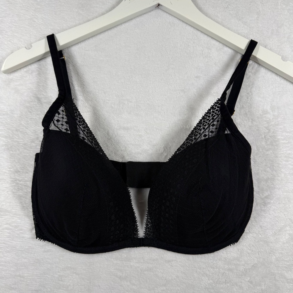 Victoria's Secret Incredible Black Lace Mesh Plunge Underwire Bra 32DDD 399184